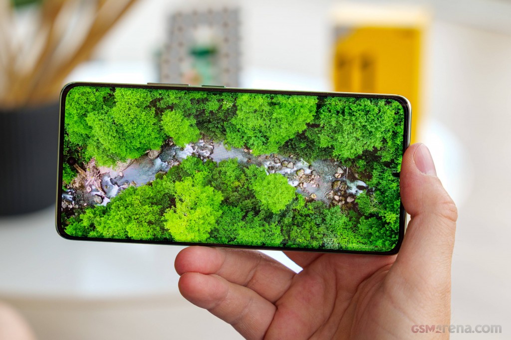 Realme 11 Pro hands-on photo 34