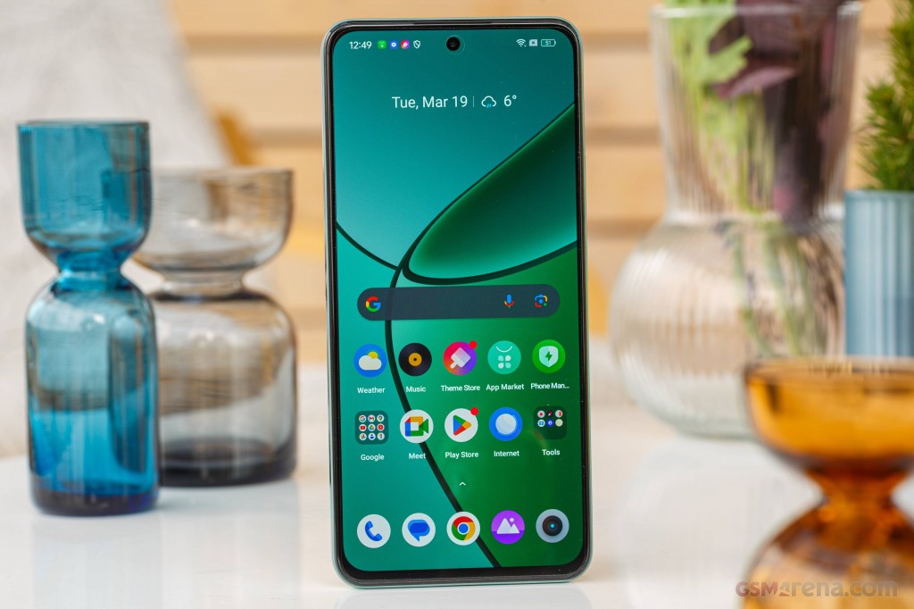 Realme 12+ hands-on photo 5