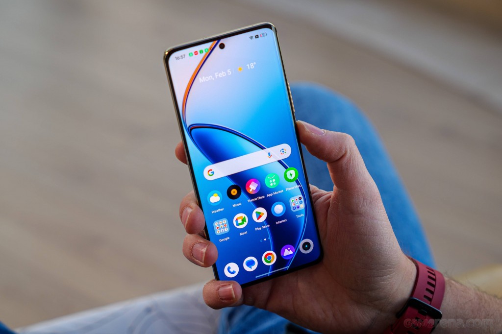 Realme 12 Pro+ hands-on photo 21
