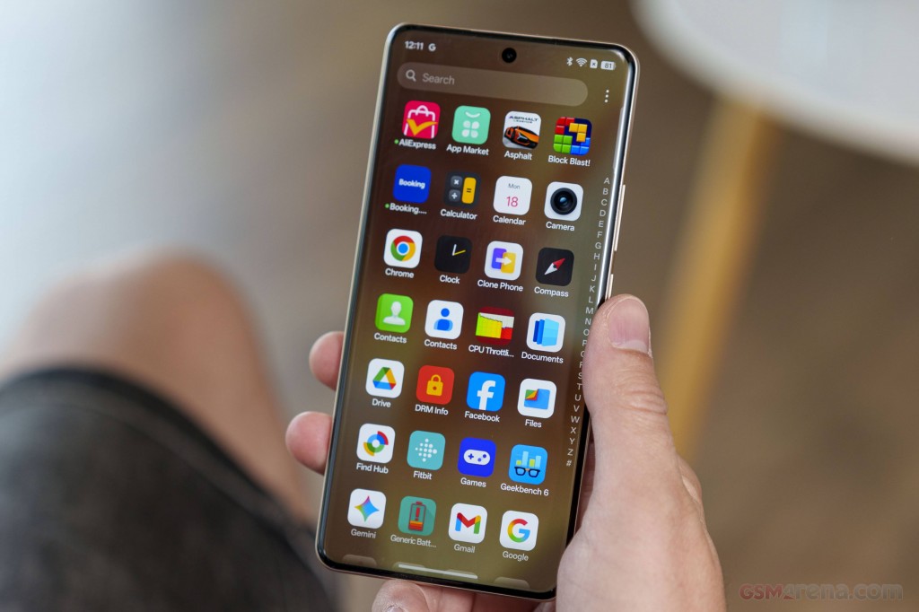 Realme 15 Pro hands-on photo 19