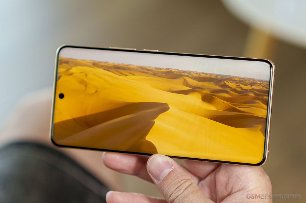 Realme 15 Pro hands-on photo 27