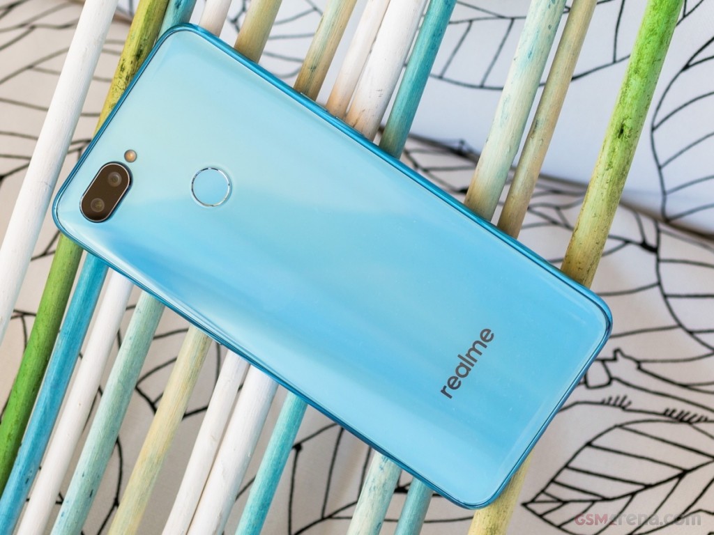 Realme 2 Pro hands-on photo 5
