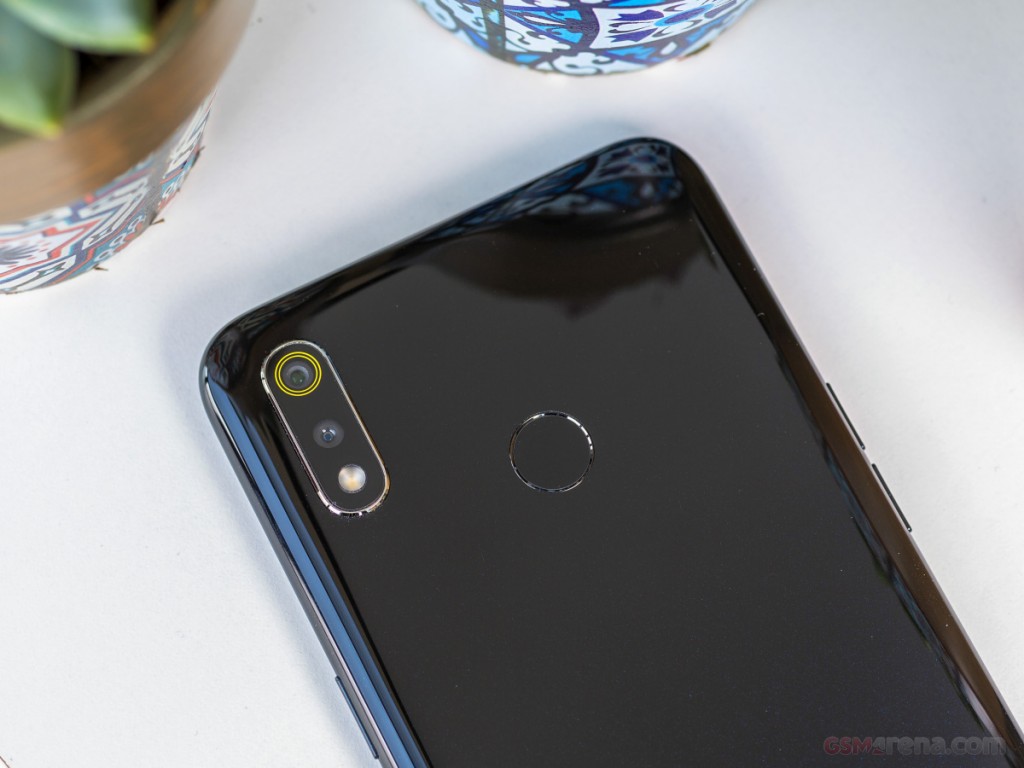 Realme 3 hands-on photo 12