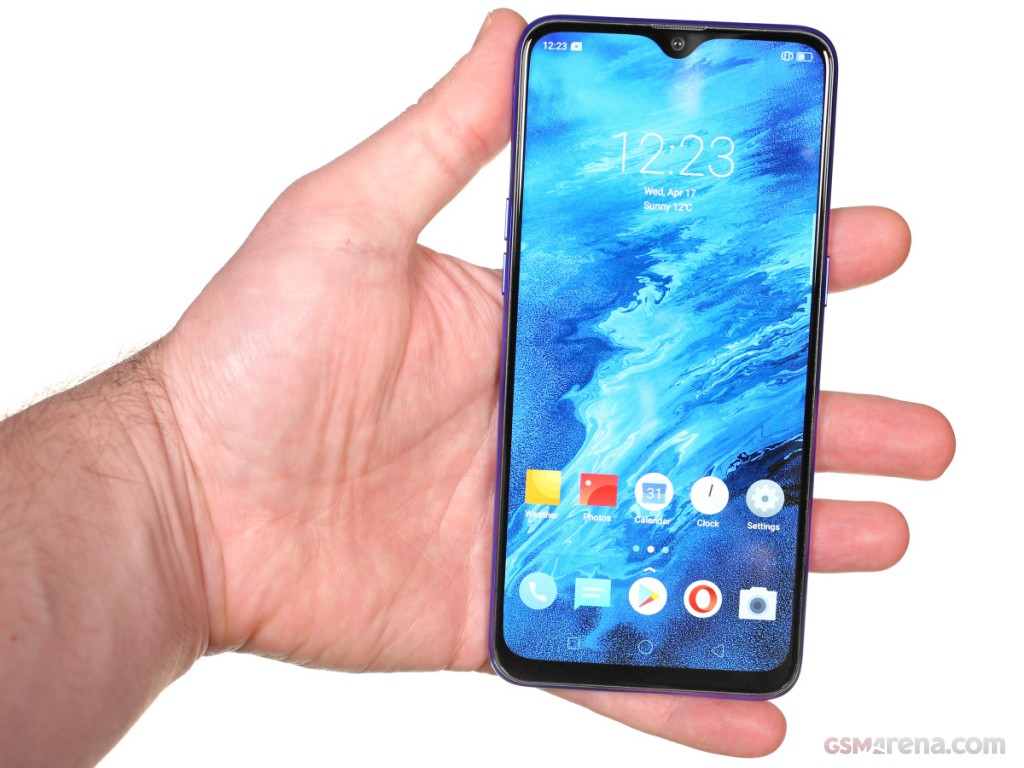 Realme 3 Pro hands-on photo 9