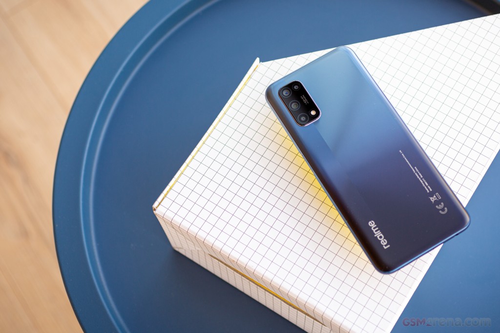Realme 7 5G hands-on photo 13