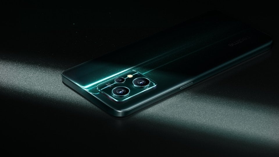 Realme 9 Pro view 30