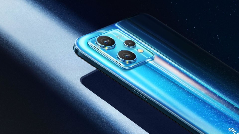 Realme 9 Pro view 34