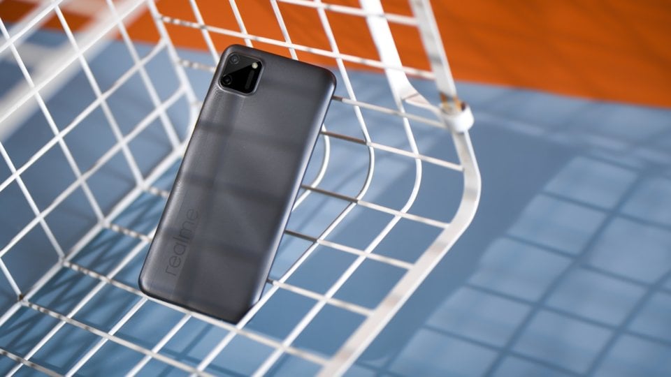 Realme C11 view 23