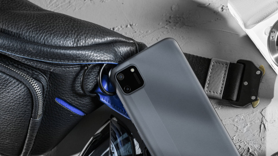 Realme C11 view 34