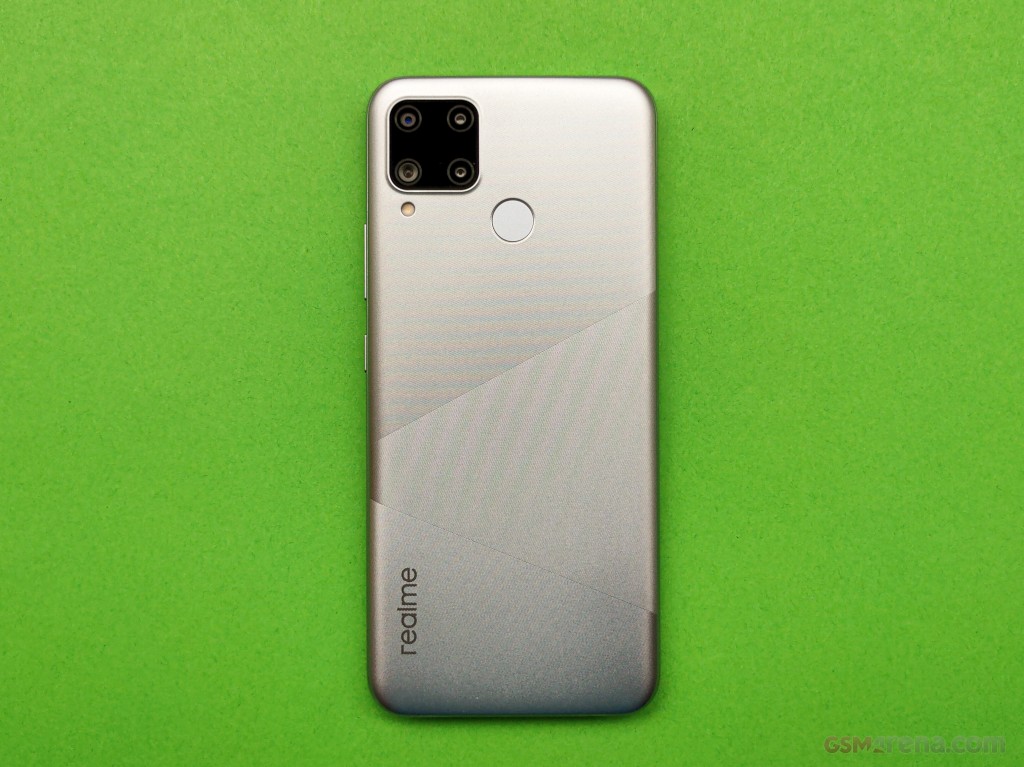 Realme C15 hands-on photo 2