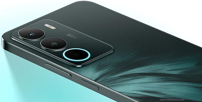 Realme C71 view 3