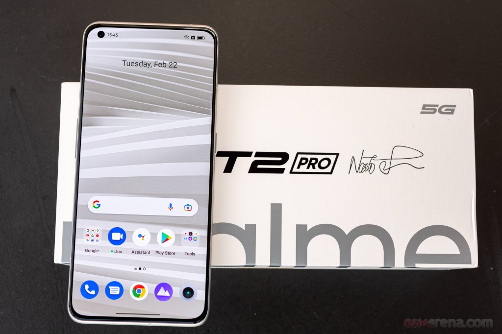 Realme GT2 Pro hands-on photo 3