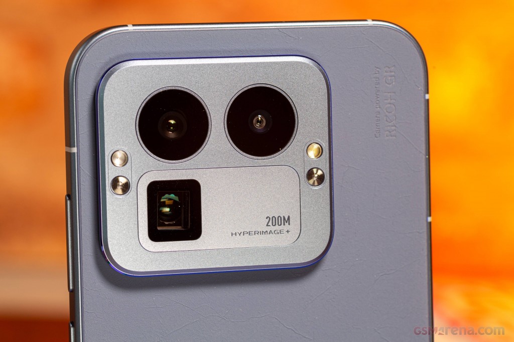 Realme GT 8 Pro hands-on photo 8