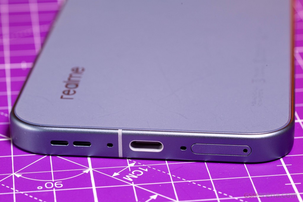 Realme GT 8 Pro hands-on photo 23