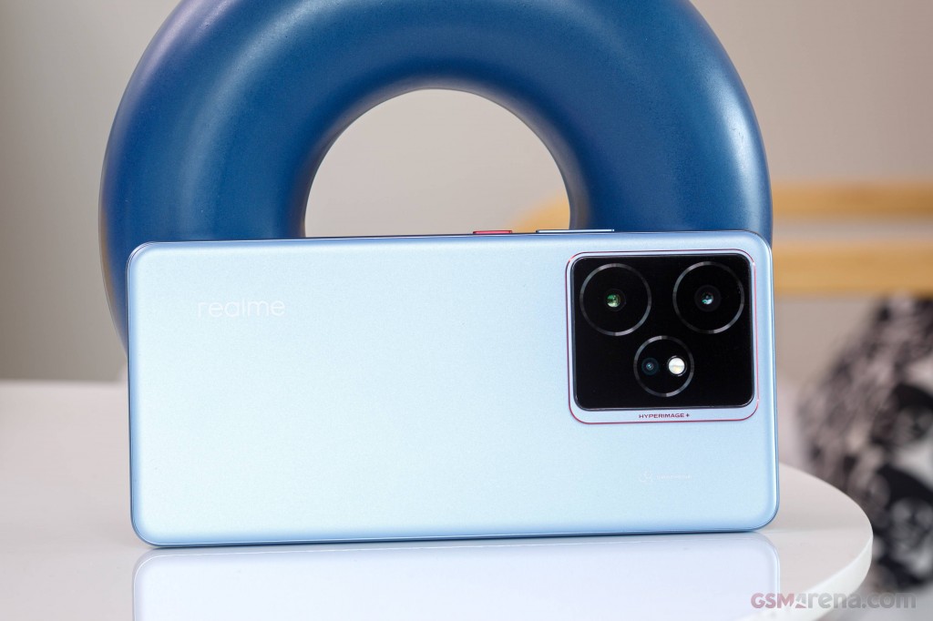 Realme GT 7 hands-on photo 9