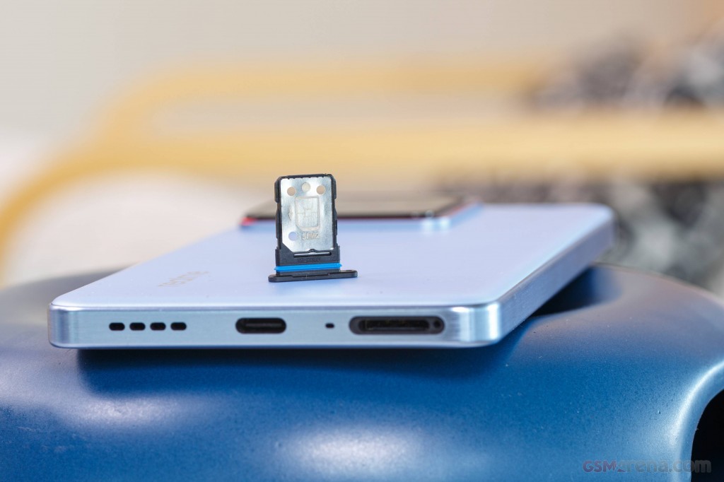 Realme GT 7 hands-on photo 10