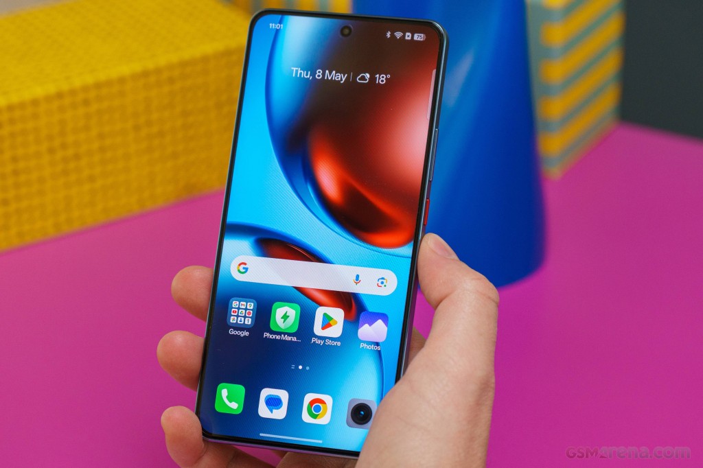 Realme GT 7 hands-on photo 14