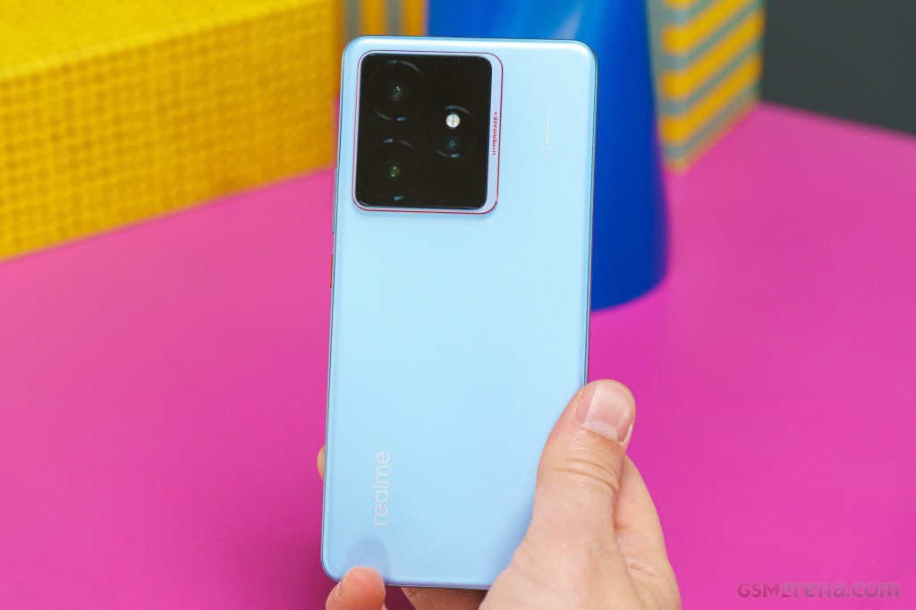 Realme GT 7 hands-on photo 22