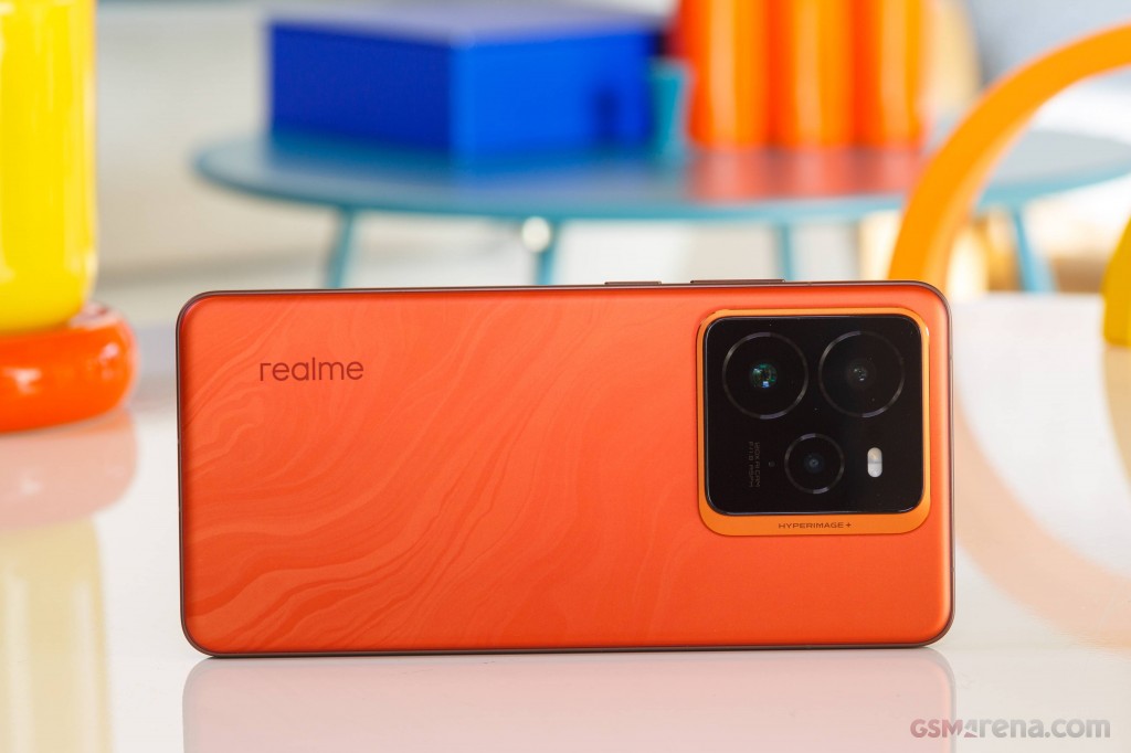 Realme GT 7 Pro hands-on photo 3