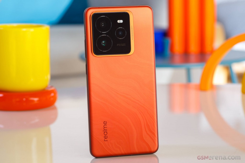 Realme GT 7 Pro hands-on photo 4
