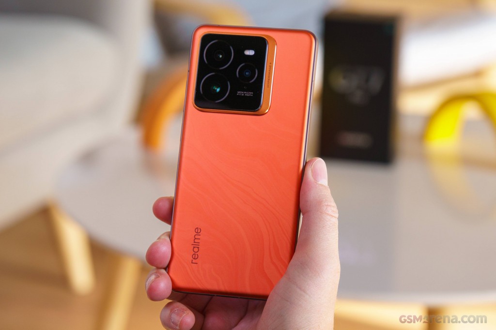 Realme GT 7 Pro hands-on photo 23
