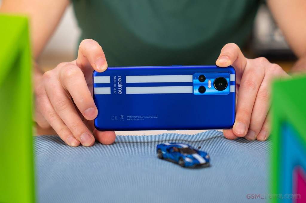 Realme GT Neo 3 150W hands-on photo 24