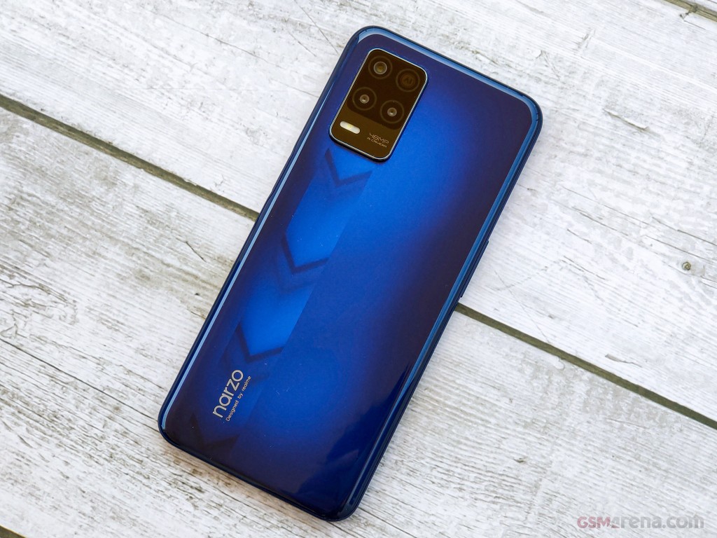 Realme Narzo 30 5G hands-on photo 8