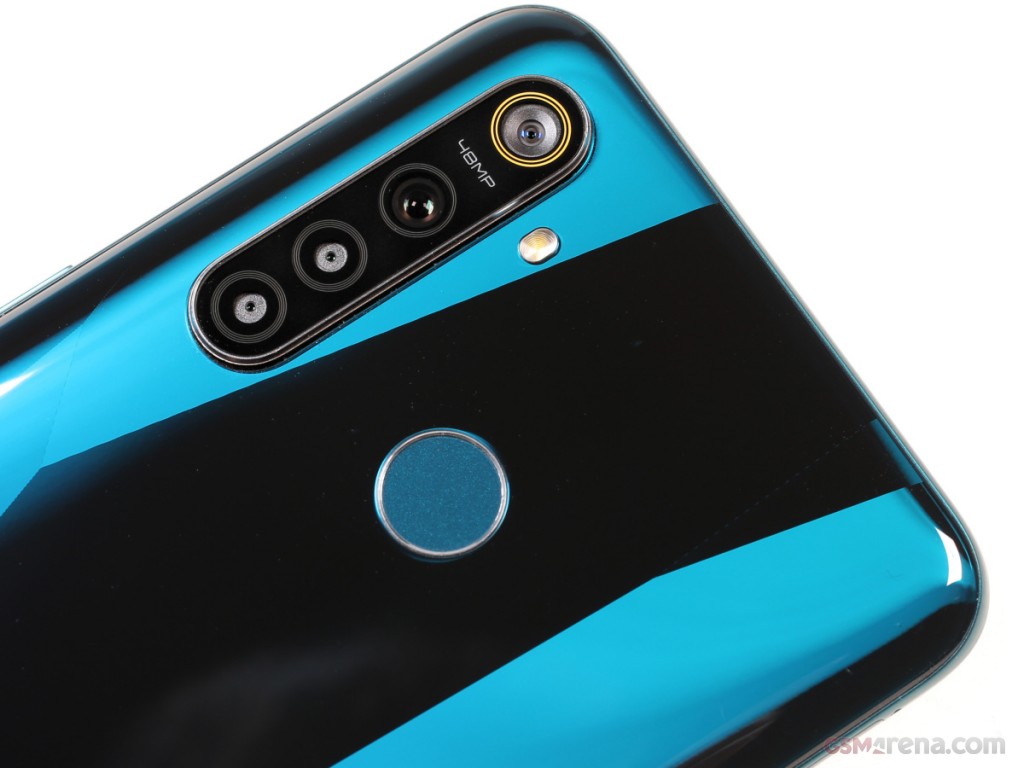 Realme Q hands-on photo 11