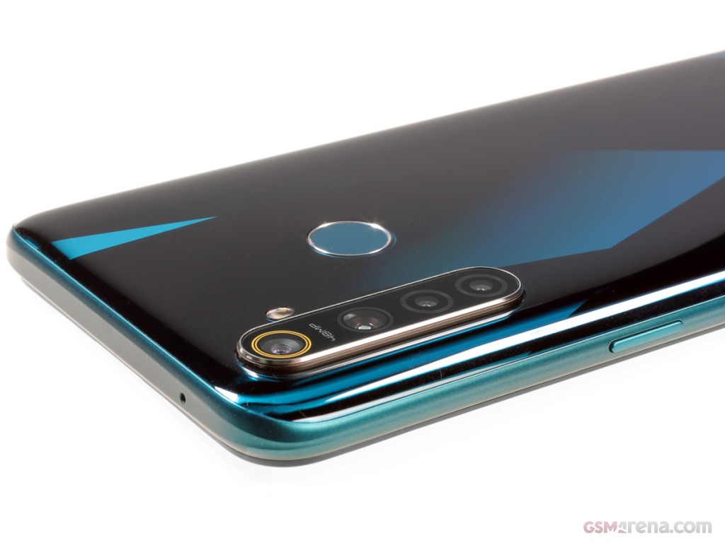 Realme Q hands-on photo 13