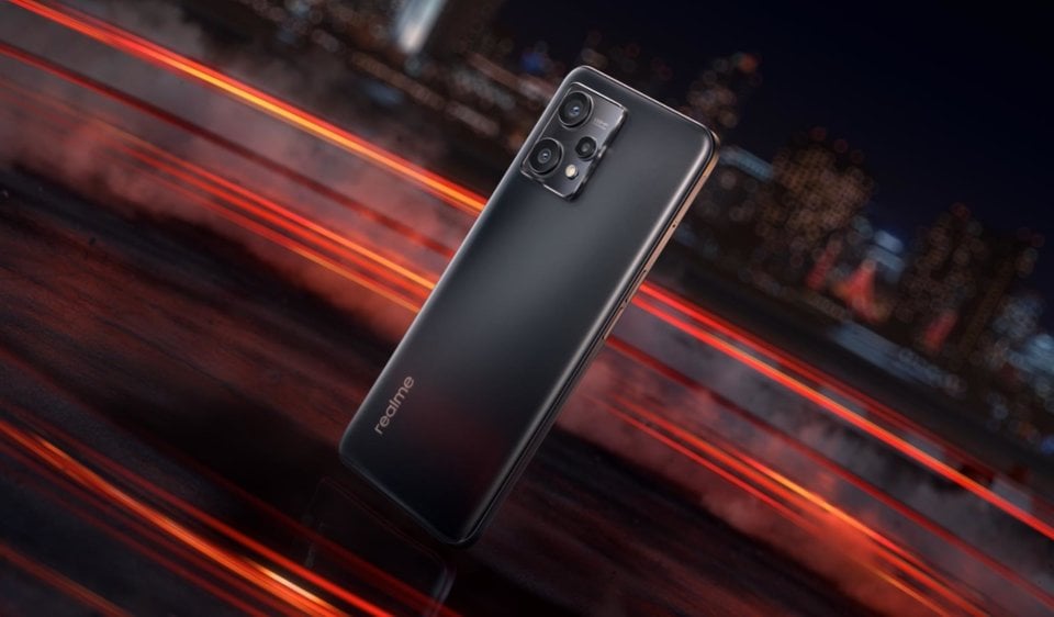 Realme Q5 view 31