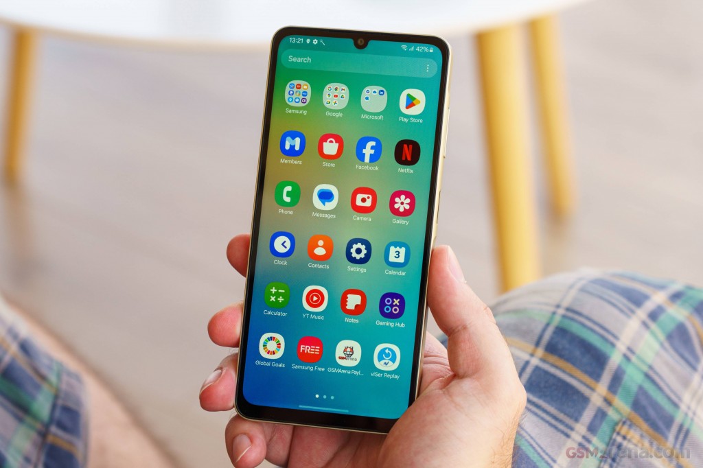 Samsung Galaxy A06 hands-on photo 15