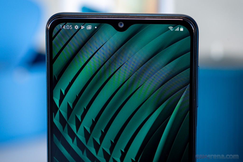 Samsung Galaxy A12 hands-on photo 4
