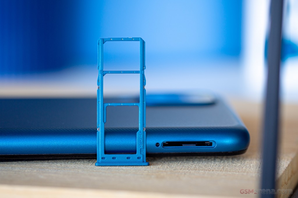 Samsung Galaxy A12 hands-on photo 7