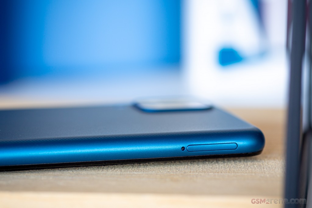 Samsung Galaxy A12 hands-on photo 8