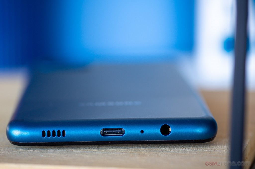 Samsung Galaxy A12 hands-on photo 9