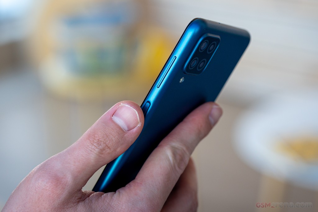 Samsung Galaxy A12 hands-on photo 20