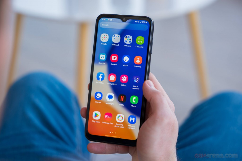 Samsung Galaxy A14 5G hands-on photo 2