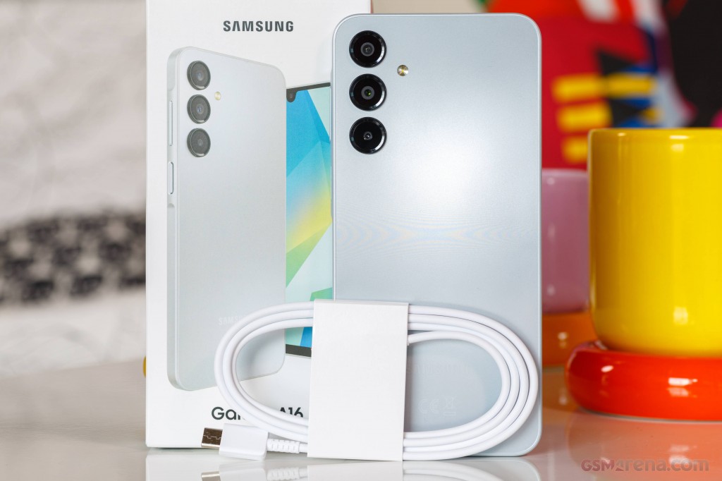 Samsung Galaxy A16 hands-on photo 1