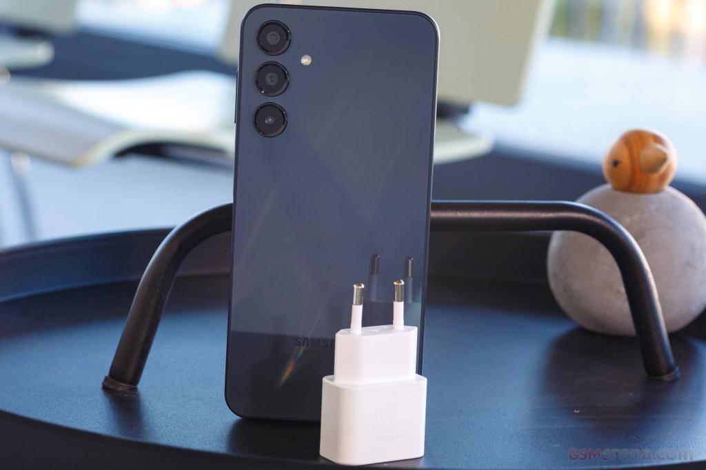 Samsung Galaxy A16 5G hands-on photo 2