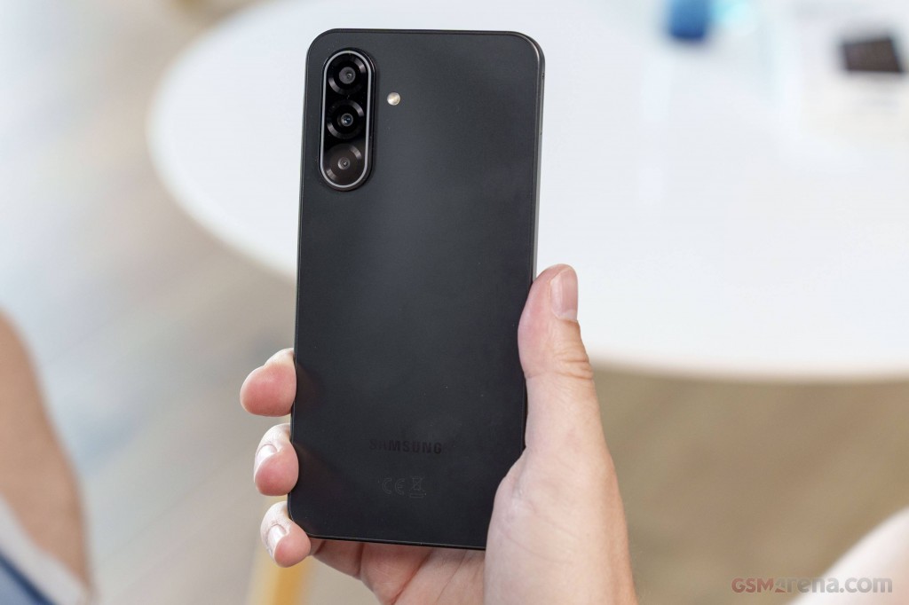 Samsung Galaxy A17 hands-on photo 12