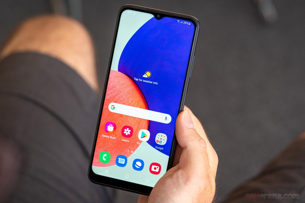 Samsung Galaxy A22 5G hands-on photo 17