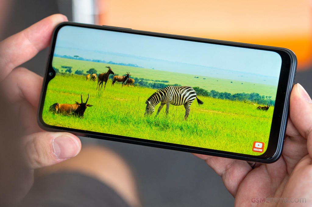 Samsung Galaxy A22 5G hands-on photo 20