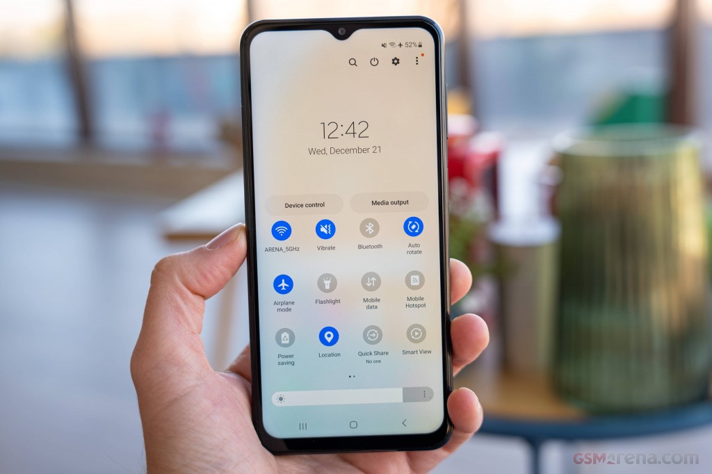 Samsung Galaxy A23 5G hands-on photo 18