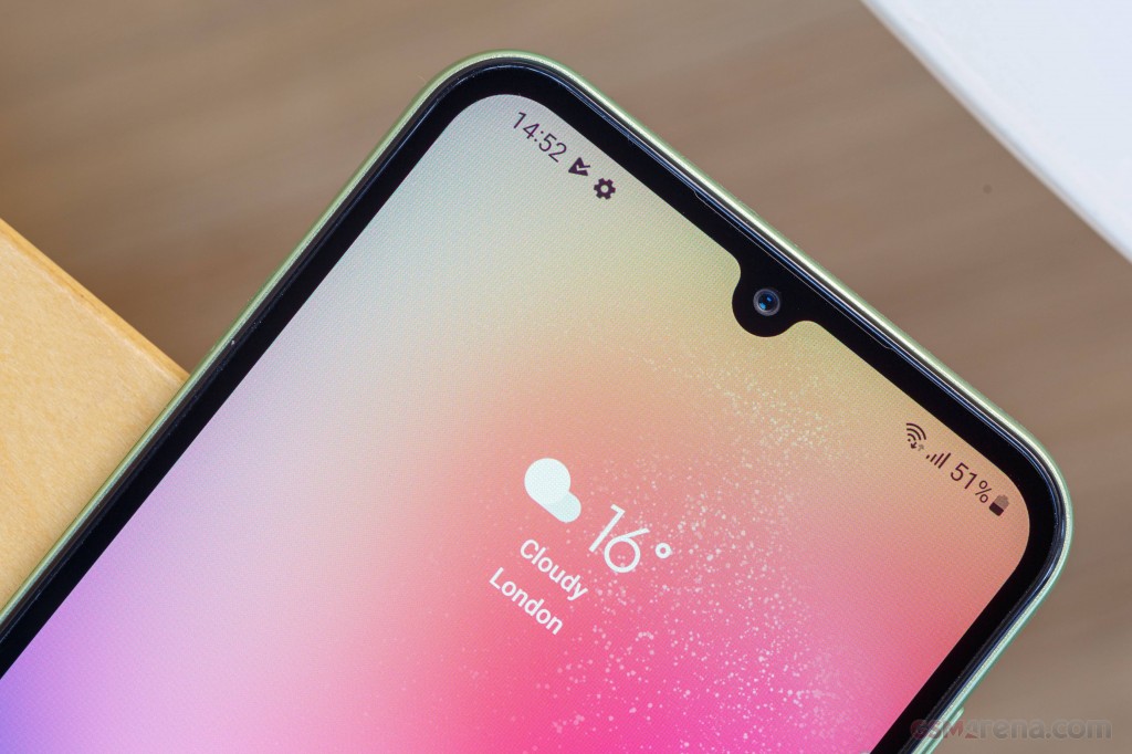 Samsung Galaxy A24 4G hands-on photo 7