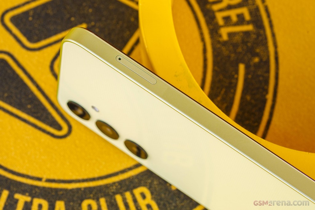 Samsung Galaxy A25 hands-on photo 8