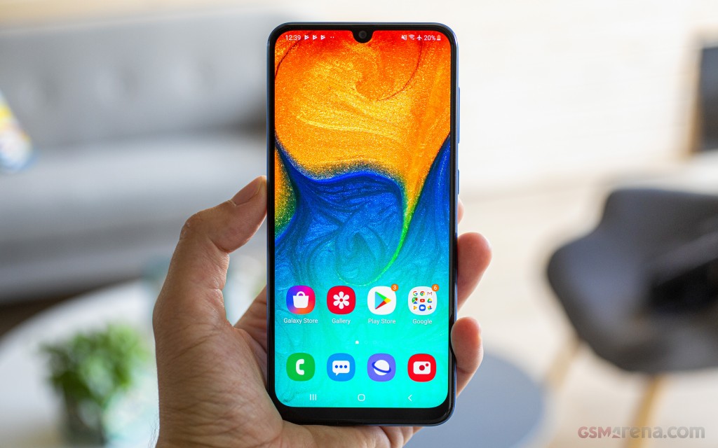 Samsung Galaxy A30 hands-on photo 8