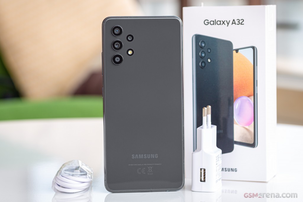 Samsung Galaxy A32 hands-on photo 1