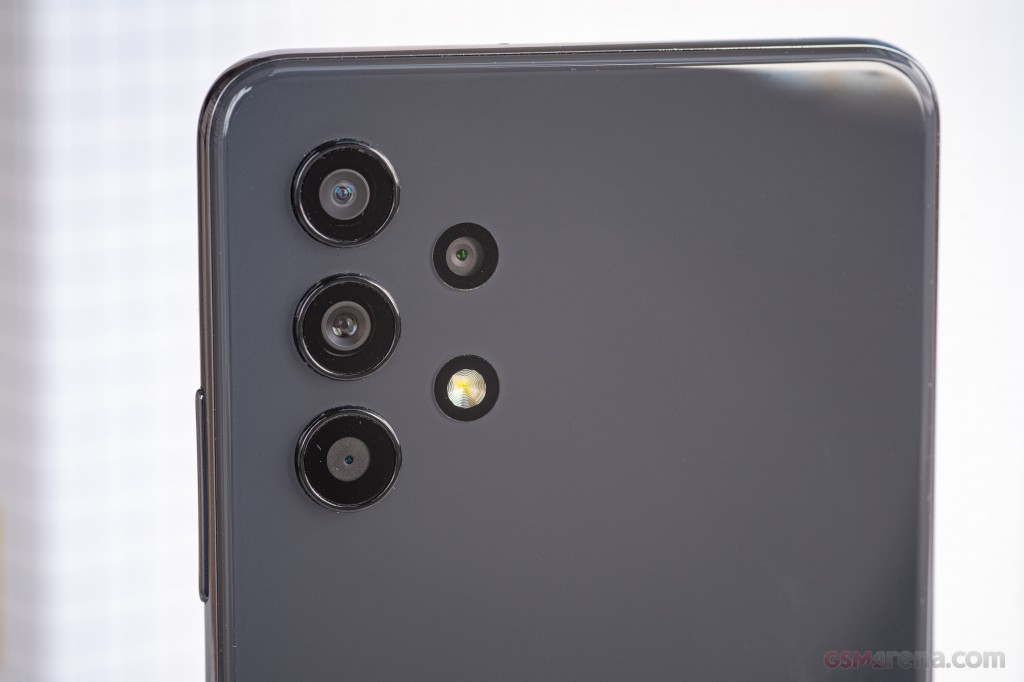 Samsung Galaxy A32 hands-on photo 8