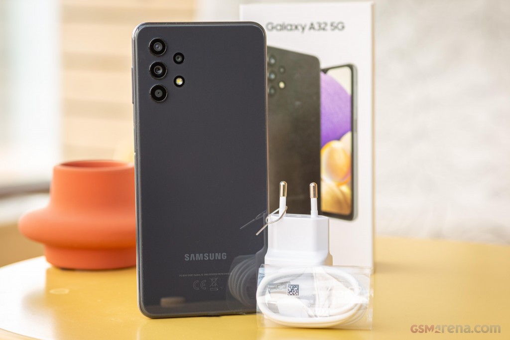 Samsung Galaxy A32 5G hands-on photo 1
