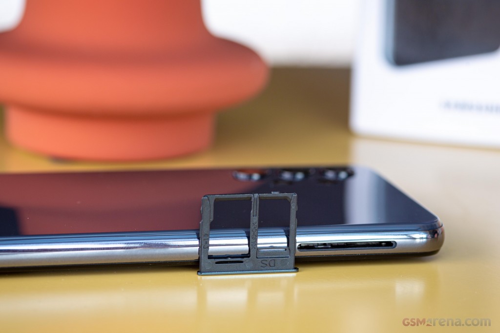 Samsung Galaxy A32 5G hands-on photo 6